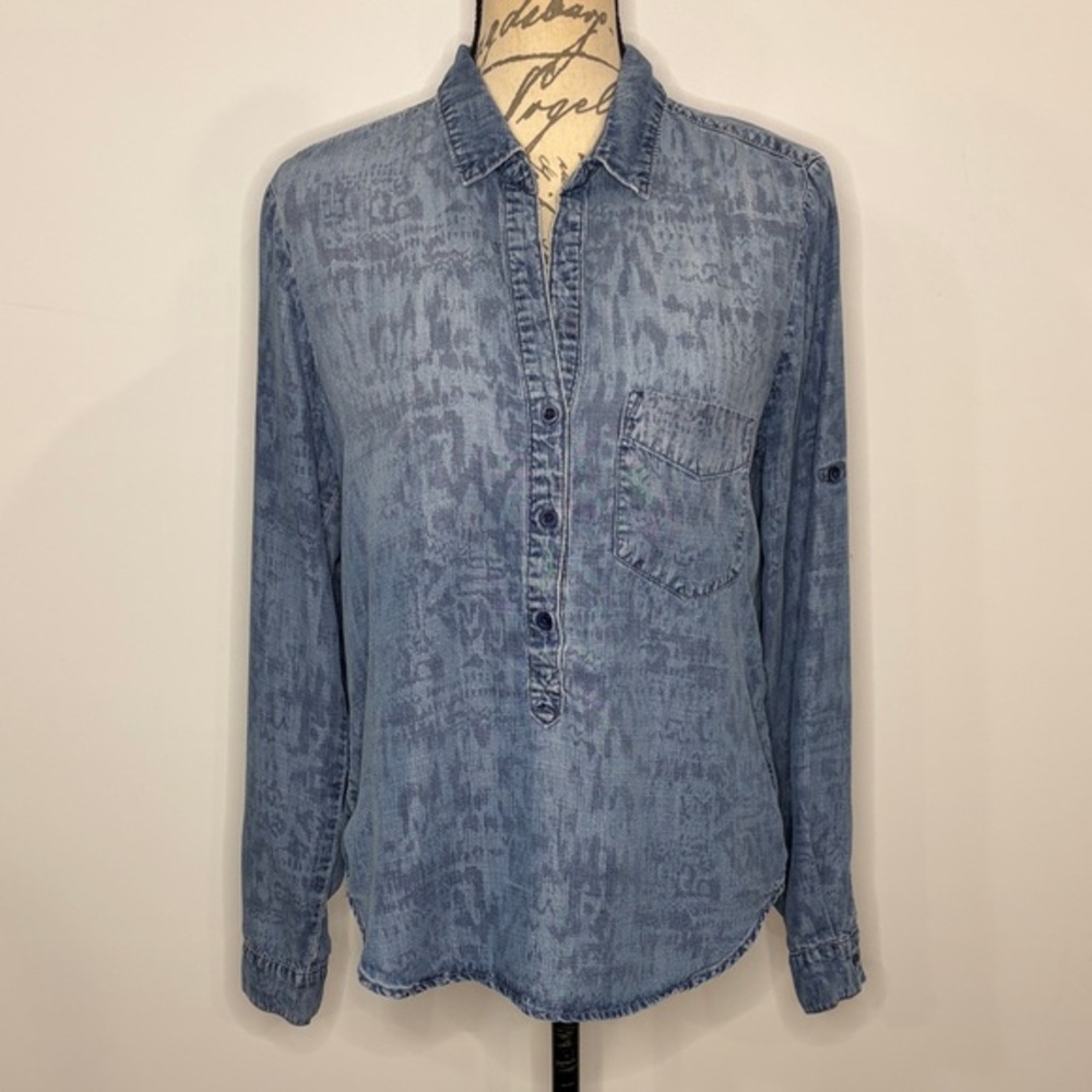 Cloth & Stone chambray denim popover top high low roll tab sleeve weathered S